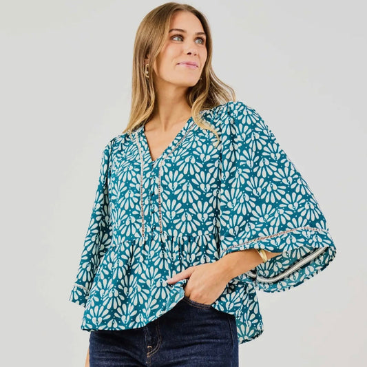 Monroe Top Stay Polished